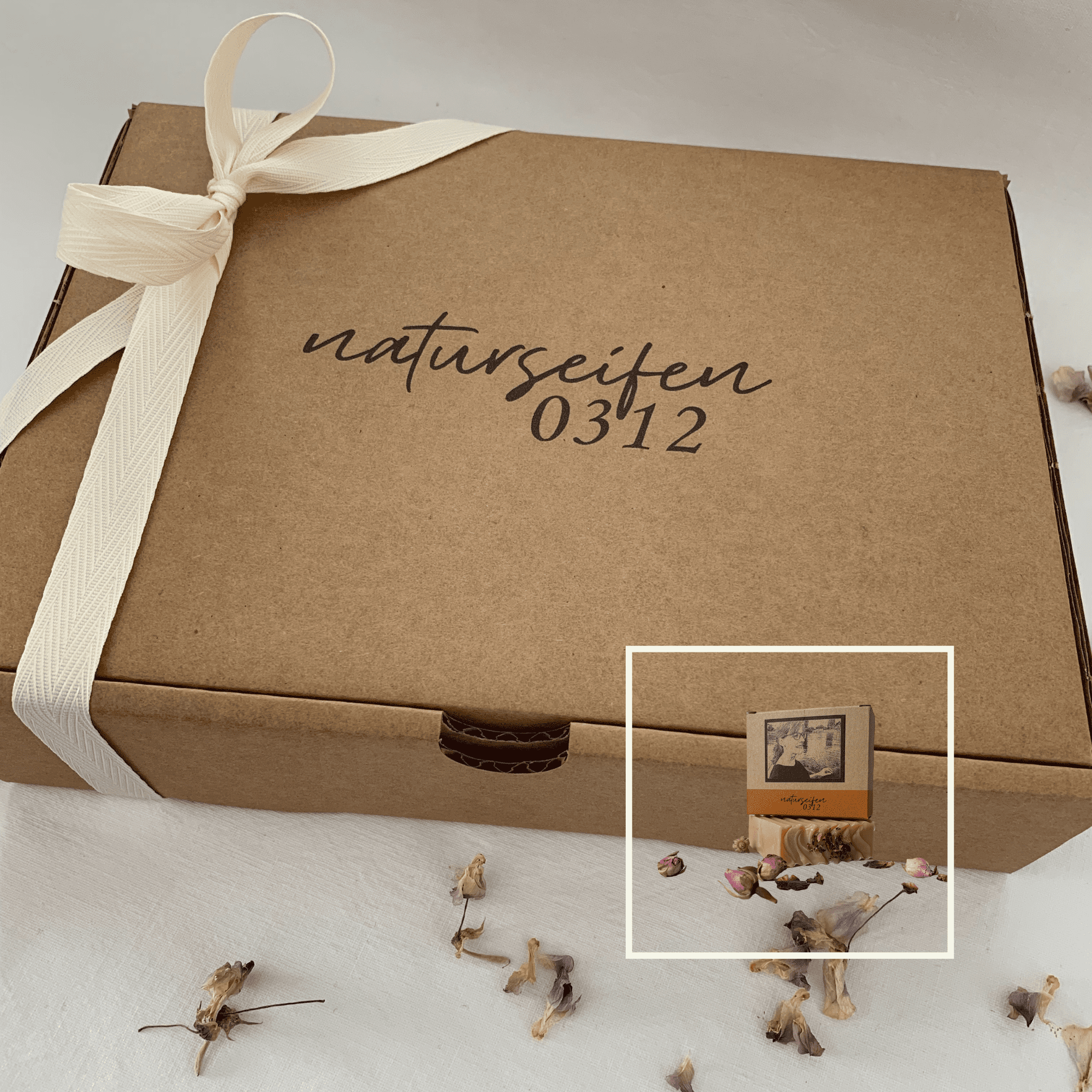 Geschenkbox (leer)